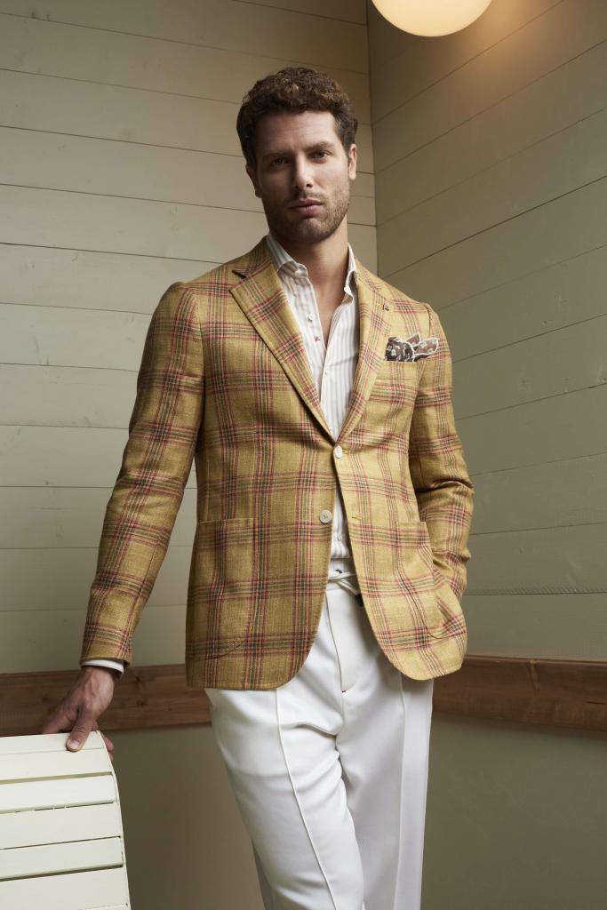 /web/published/contacts/12601/portfolio/ISAIA_MTM_SS25_LOOK_74_069.jpg