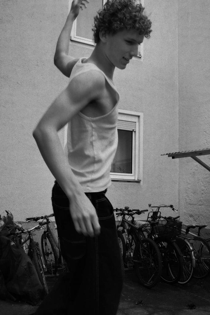 /web/published/contacts/18007/portfolio/Sam0725.05.jpg