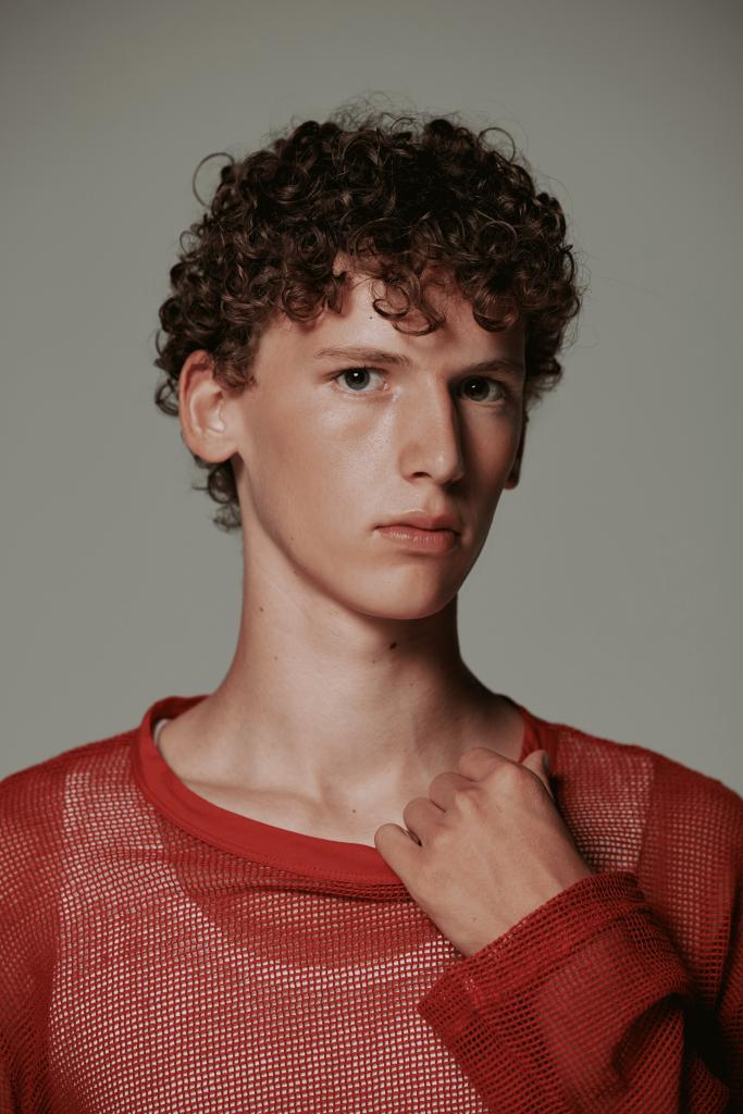 /web/published/contacts/18007/portfolio/Samuel_color6.jpg